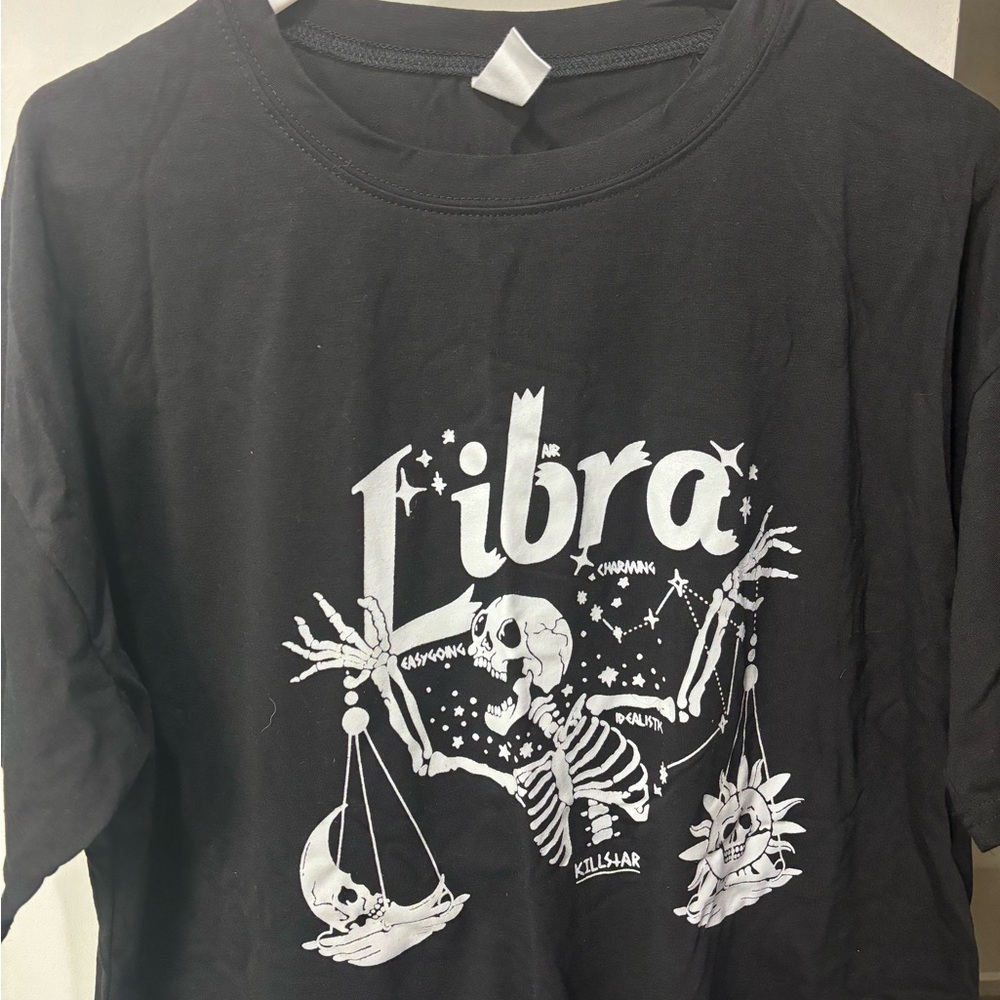 Black tshirt Libra skeleton size Large never worn